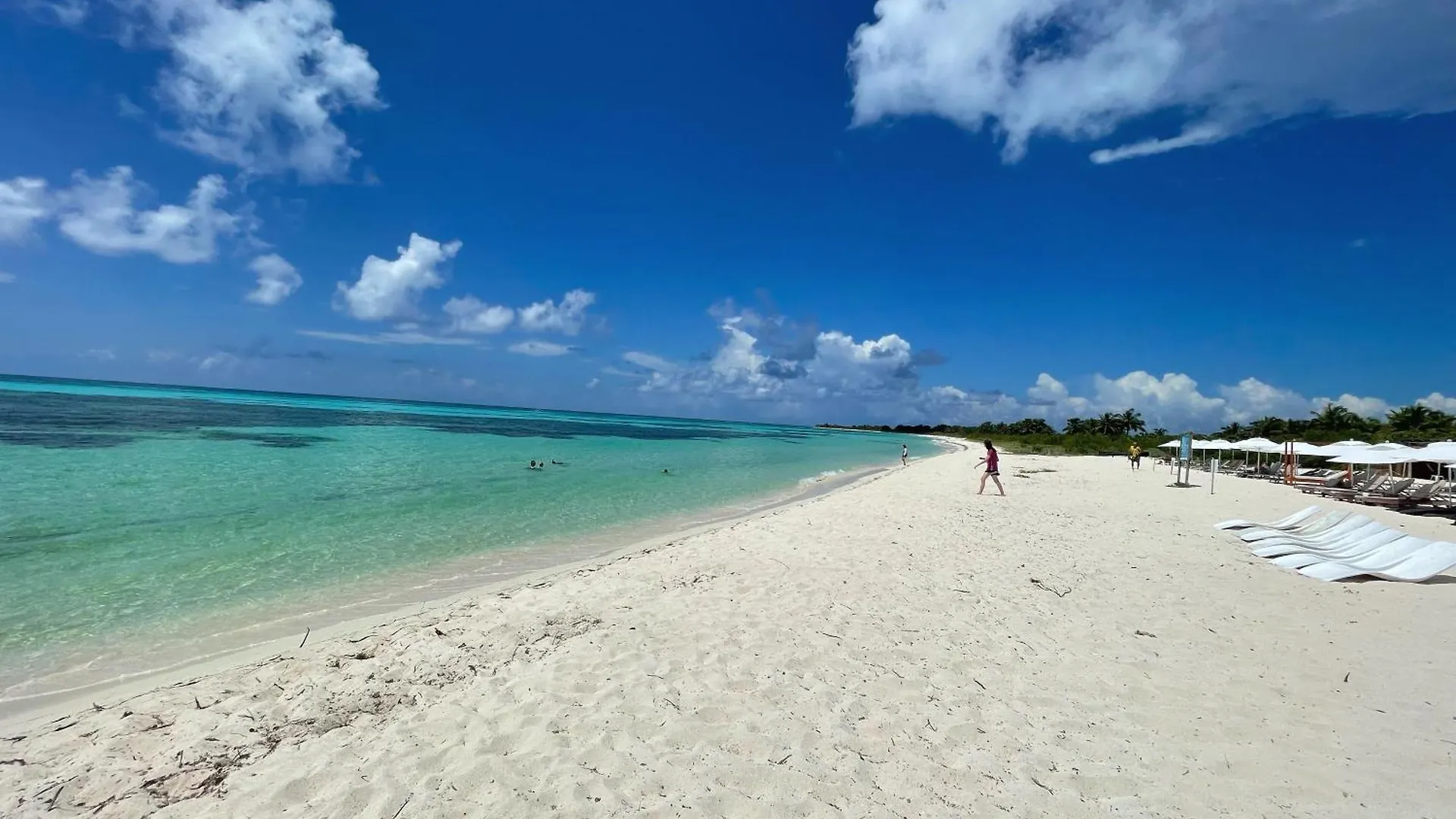 Amaranta Beach プレヤデルカーメン